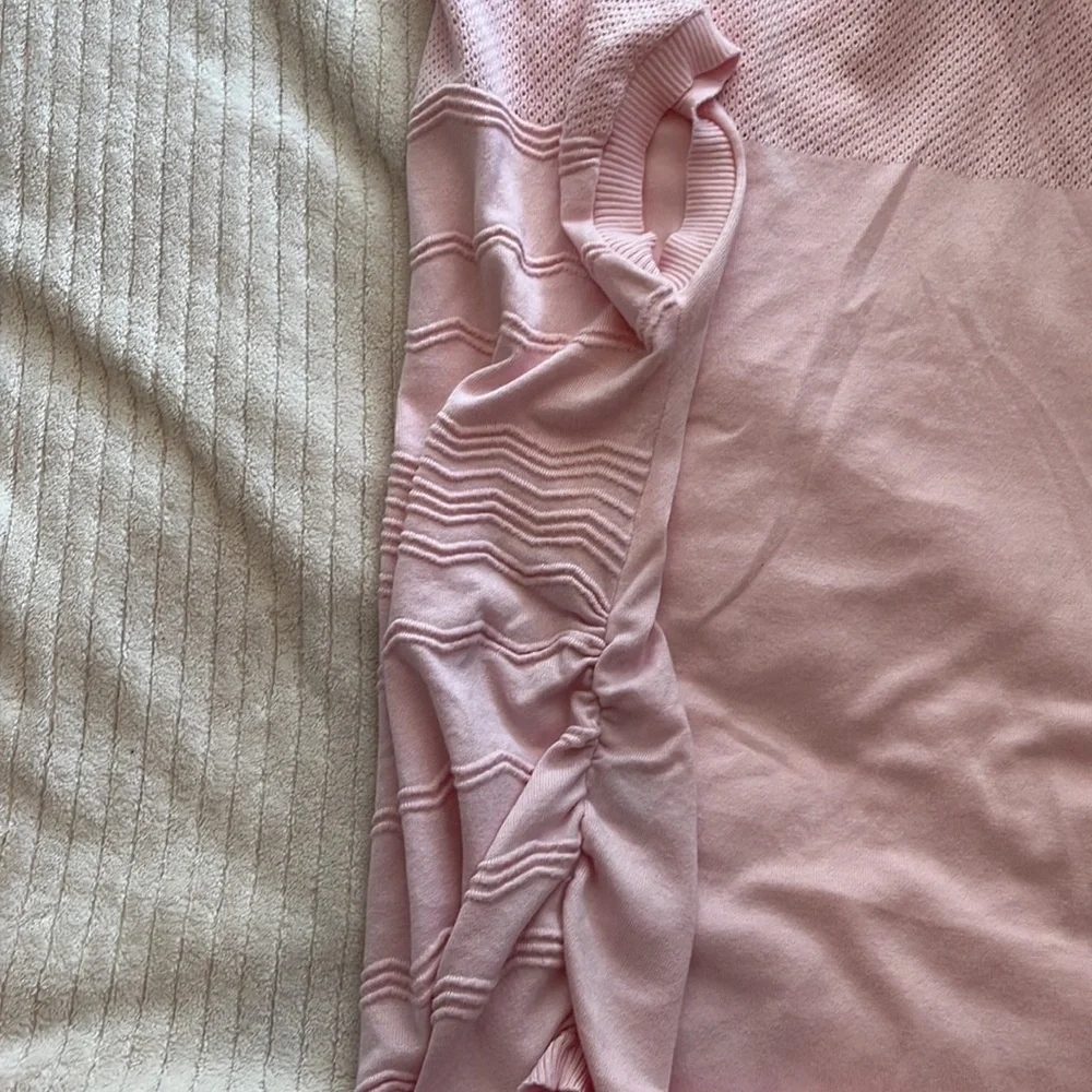 Sweater - Picture 6 of 6